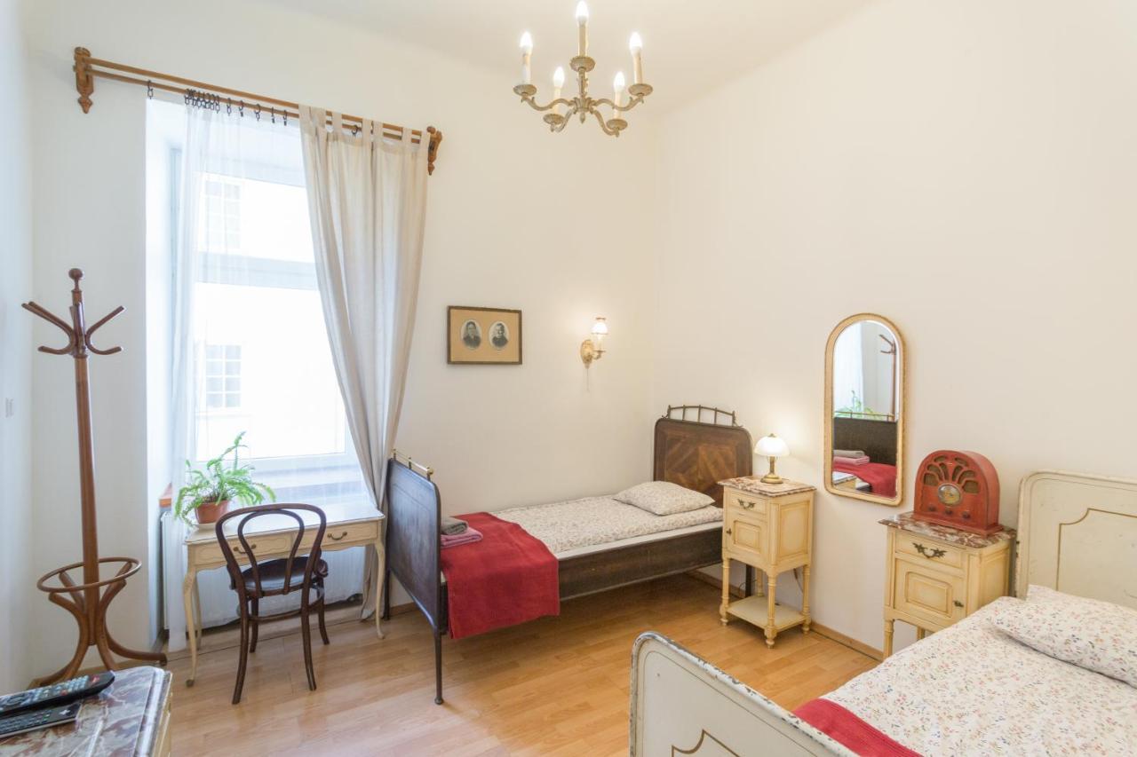 Szeroka 33 Kraków